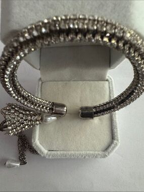 Silver Tone Crystal Tassel Bracelet No missing crystals